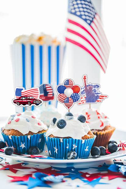 24 PCS Independence Day Cupcake Toppers USA national day Cupcake Picks 4th of July American Independence Day Theme Party Decor Cake Decorations - Image 3